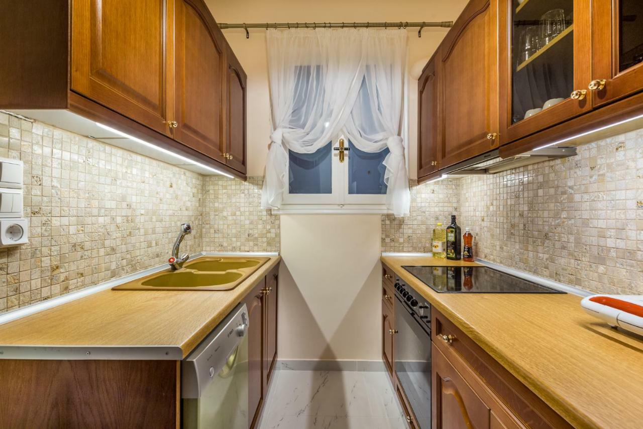 Chic Flat In Kolonaki Next To American Embassy Афіни Екстер'єр фото